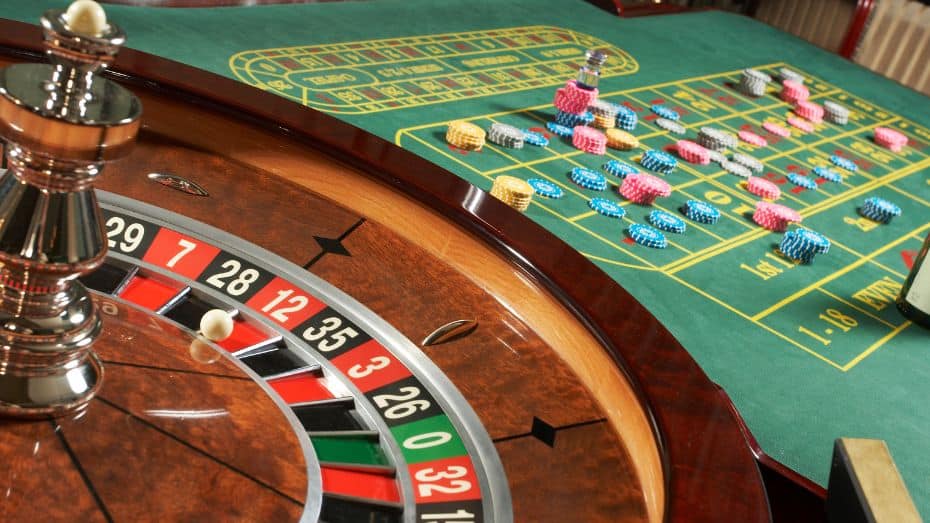 Advantages of Playing at Taya365 Live Casino